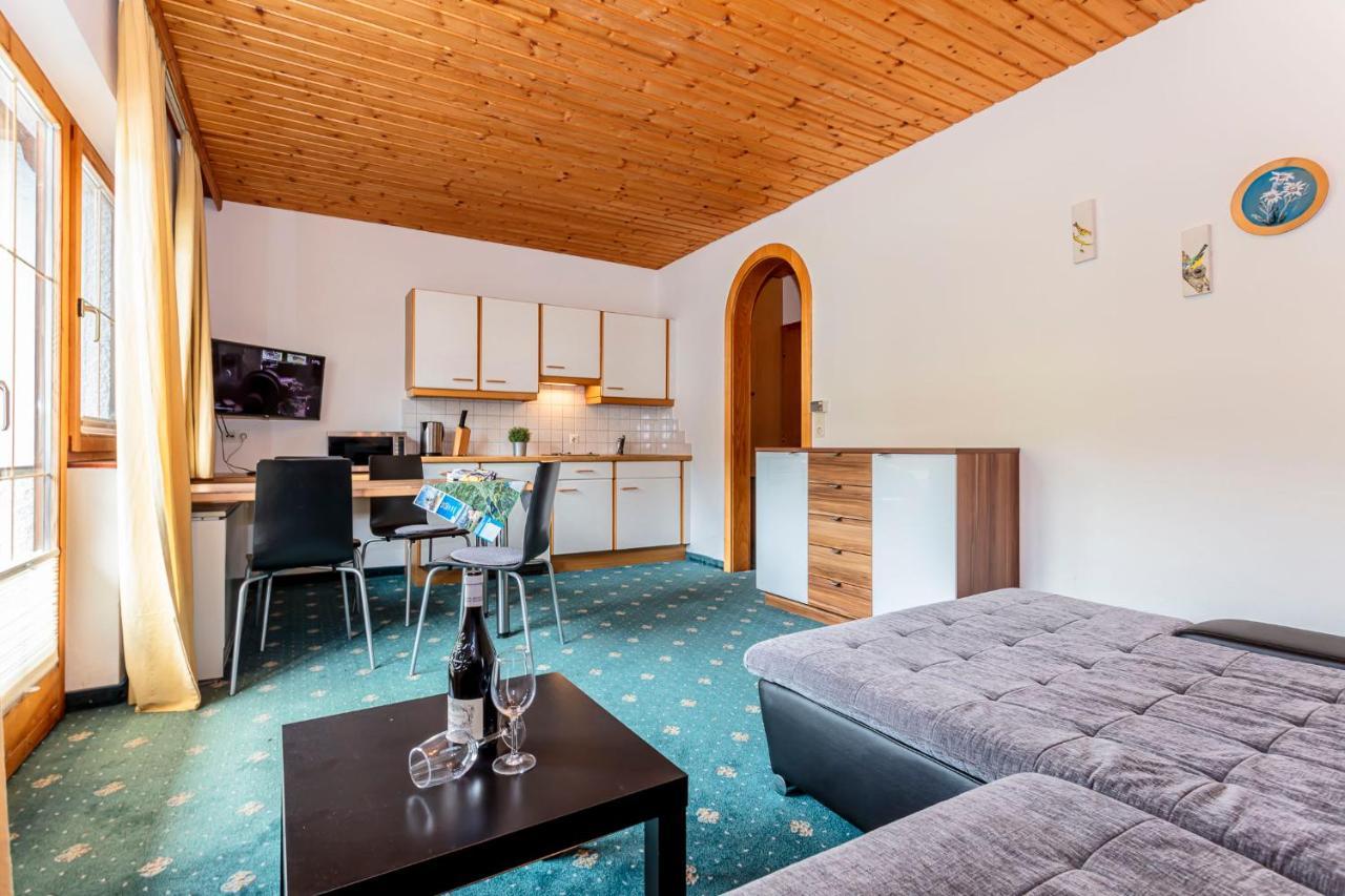 מריה אלם אם שטיינרנן מיר Appartements Dreimaederlhaus מראה חיצוני תמונה